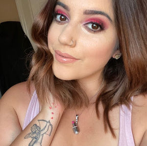 Meet your Posher, Cary